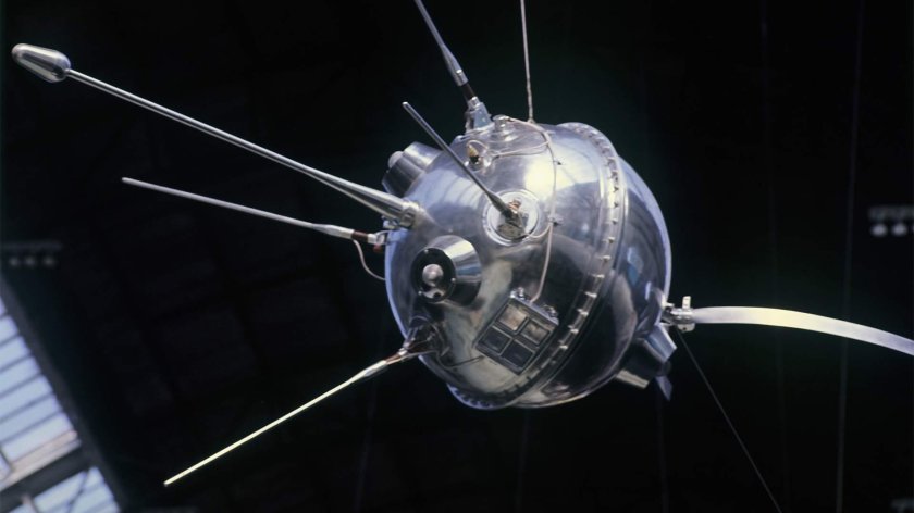 Луна-1 автоматическая межпланетная станция