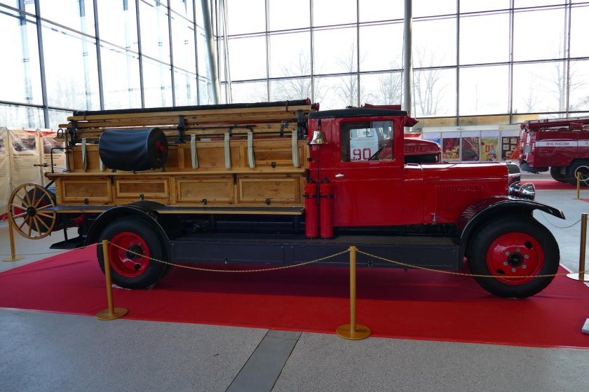 Пожарный автомобиль АМО-Ф-15