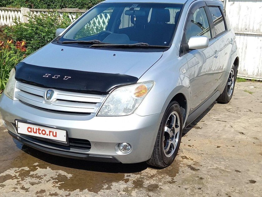 Тойота Ист 2002 года