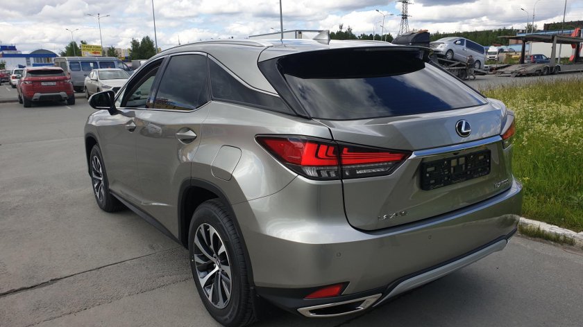 Лексус rx300 2020