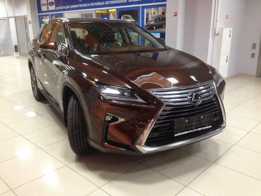 Lexus RX 200t коричневый