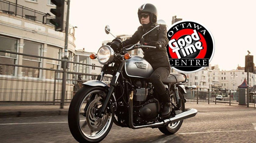 Triumph bonneville t 100