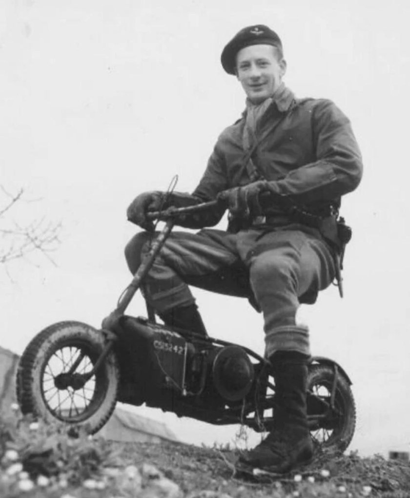 «Десантный мотоцикл», Excelsior Welbike