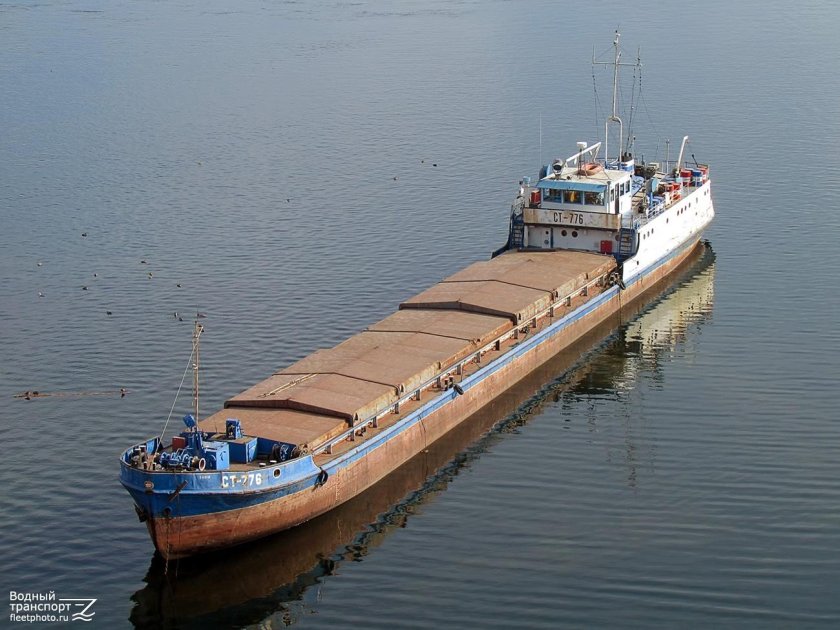 Теплоход проекта 2760 сухогрузный