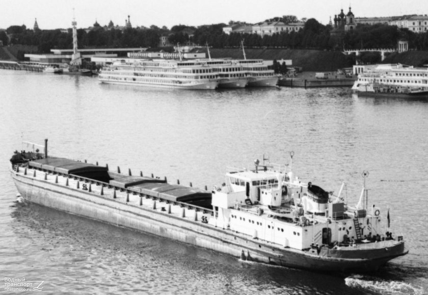 Виссарион Белинский теплоход