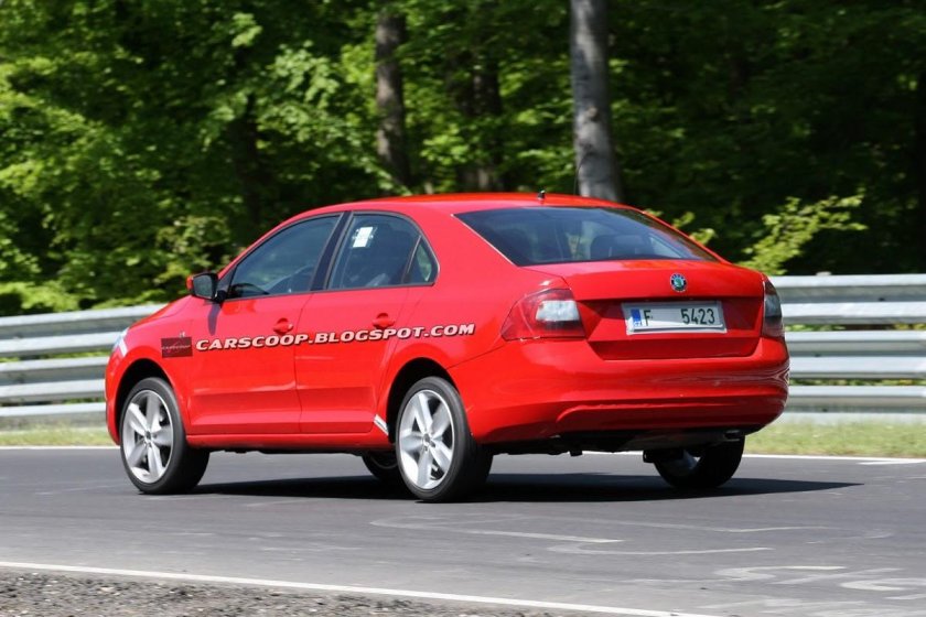 Шкода Рапид седан