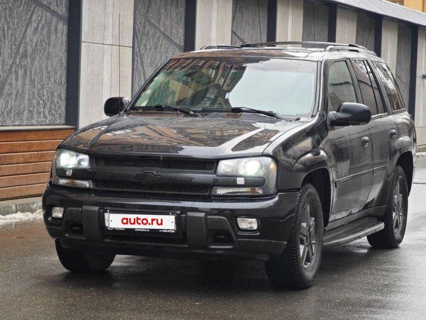 Chevrolet trailblazer 1