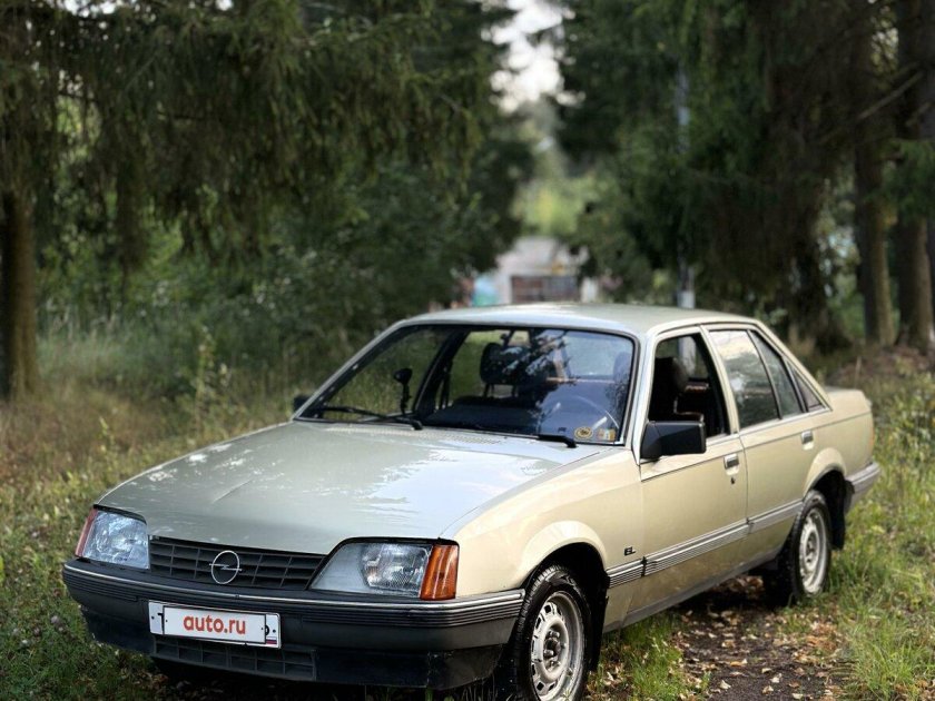Opel record 1986