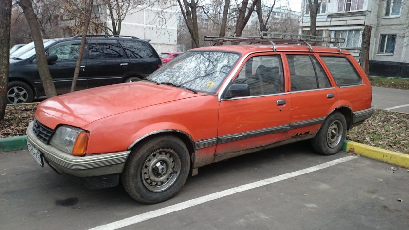 Опель рекорд 1983 универсал