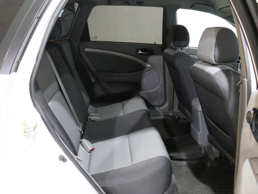 Лачетти универсал салон сзади