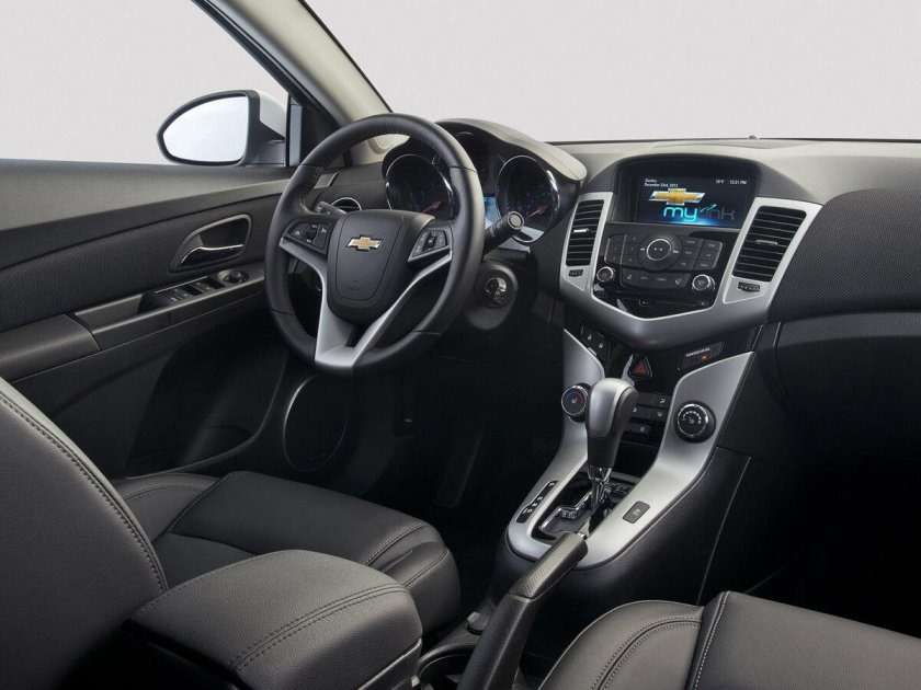 Chevrolet Cruze LTZ 2014 салон