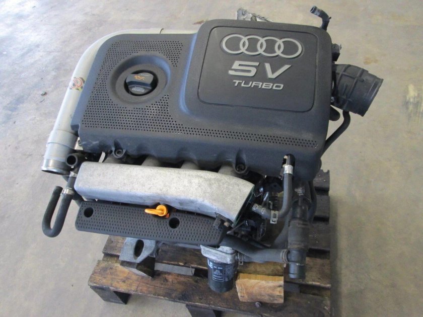 Мотор Ауди ТТ 1.8 турбо