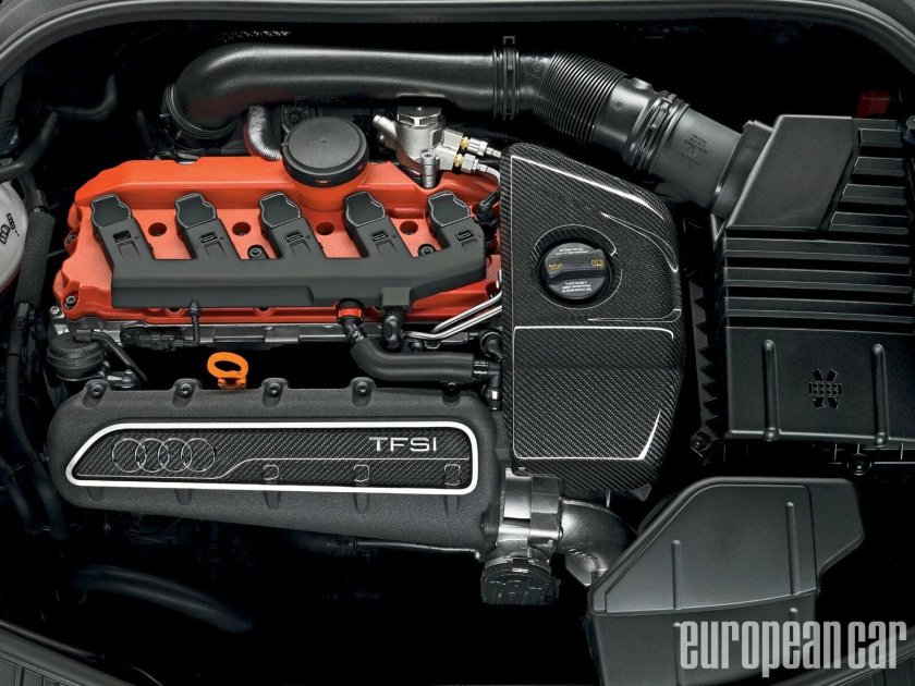 Двигатель Ауди ТТ РС 2.5