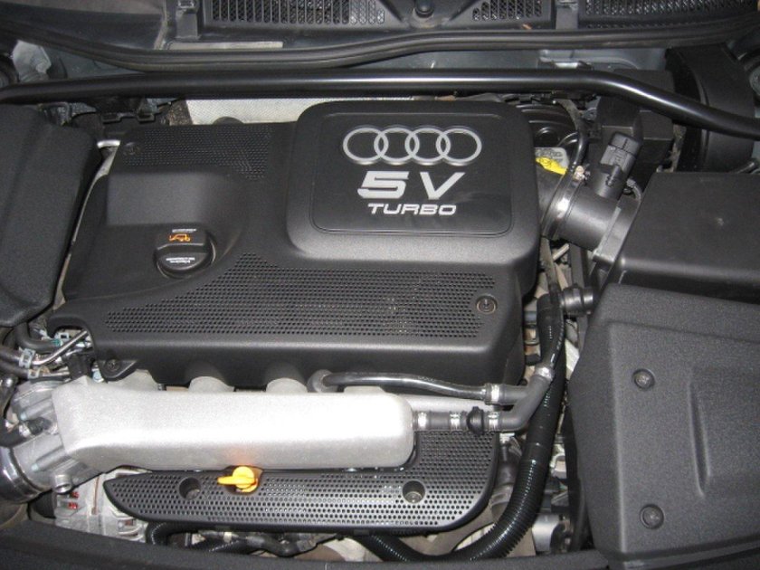 Audi TT 8n engine