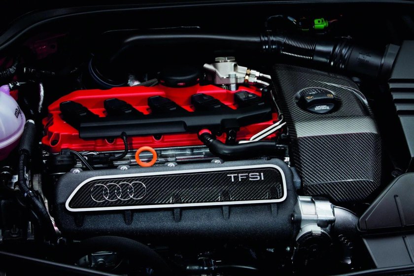 Ауди ТТ РС двигатель