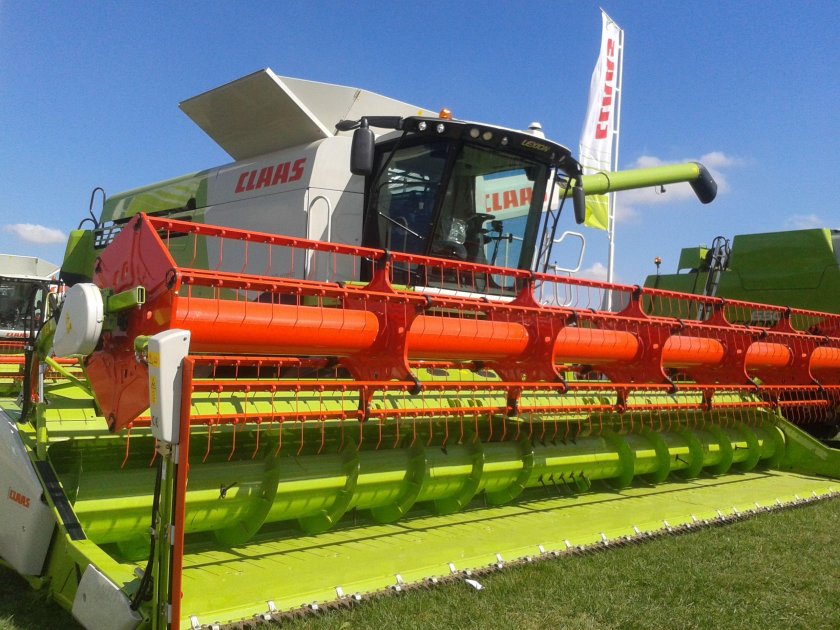 Комбайн Agro 5850
