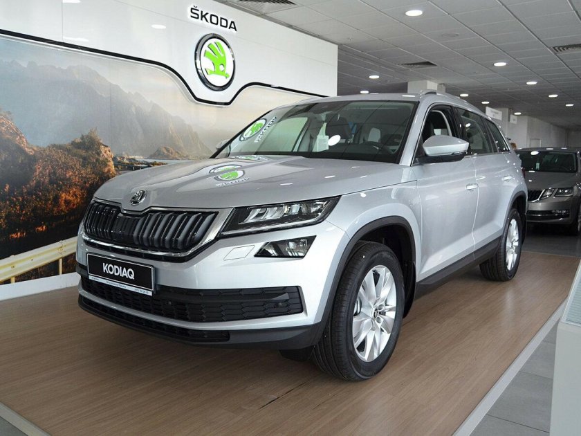 Шкода Кодиак 2020 серебристый