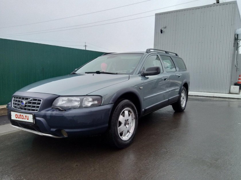 Вольво 2002 года