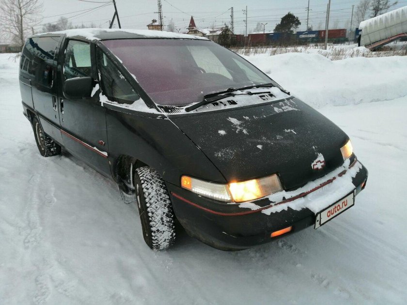 Pontiac trans sport 2.3 мт 1994