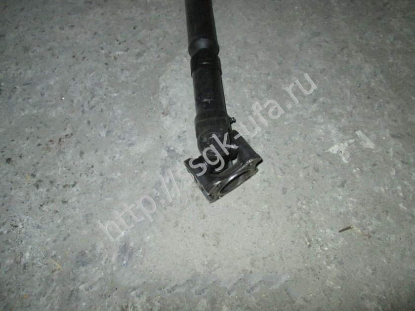 Вал карданный передний