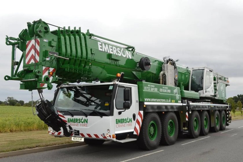 Liebherr LTM 1300-6.2