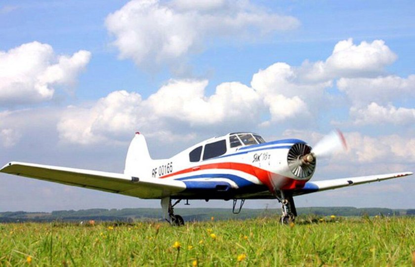 Самолёт як-18т