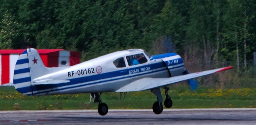 Самолёт як-18т