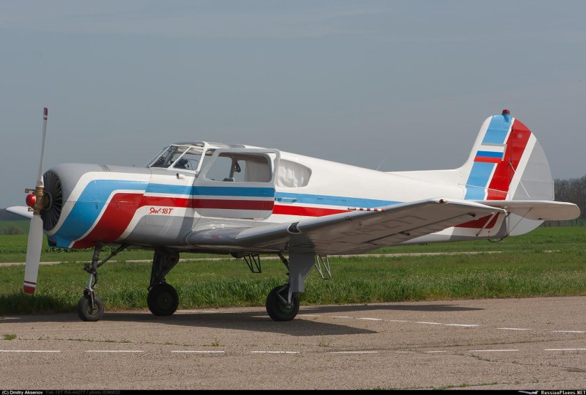 Як-18т ra-44302