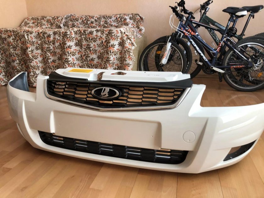 Передний бампер Лада Приора 2