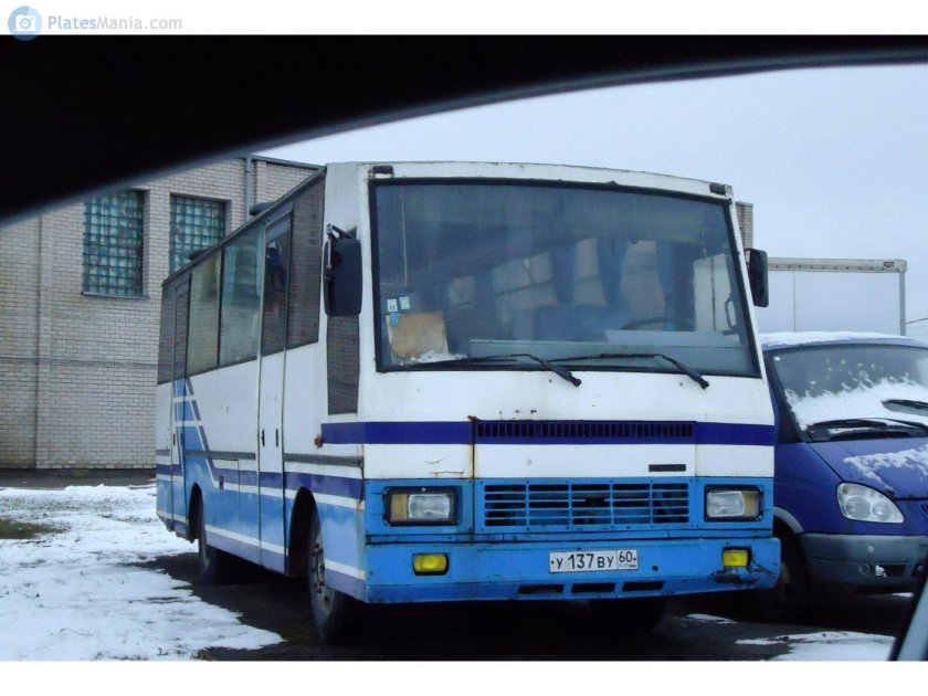 Автобус там Югославия