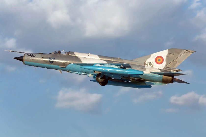 Миг-21 истребитель