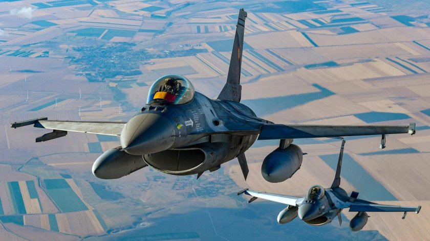 Ф 16 истребитель