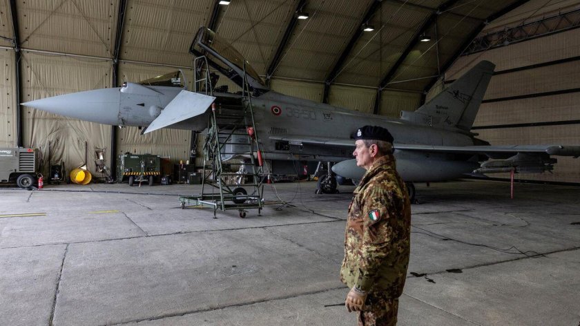 Военная база