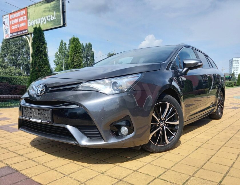 Тойота авенсис универсал 2018