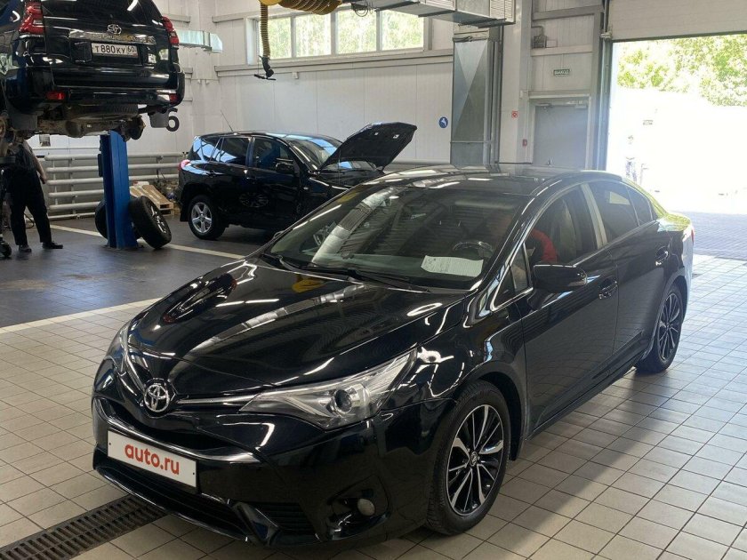 Toyota avensis 2018