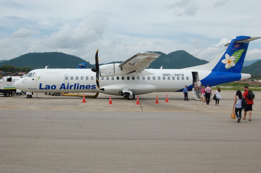 Лаос транспорт