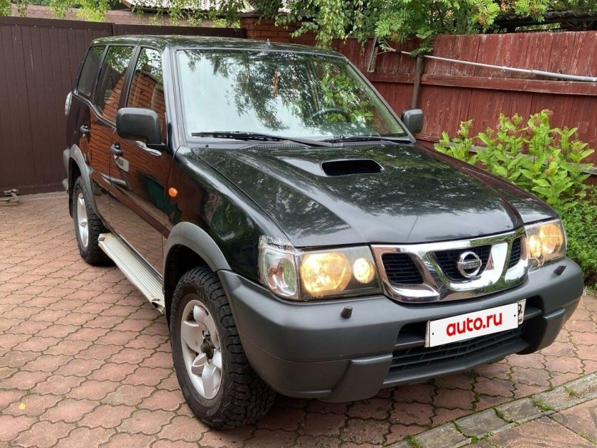 Nissan terrano 2001