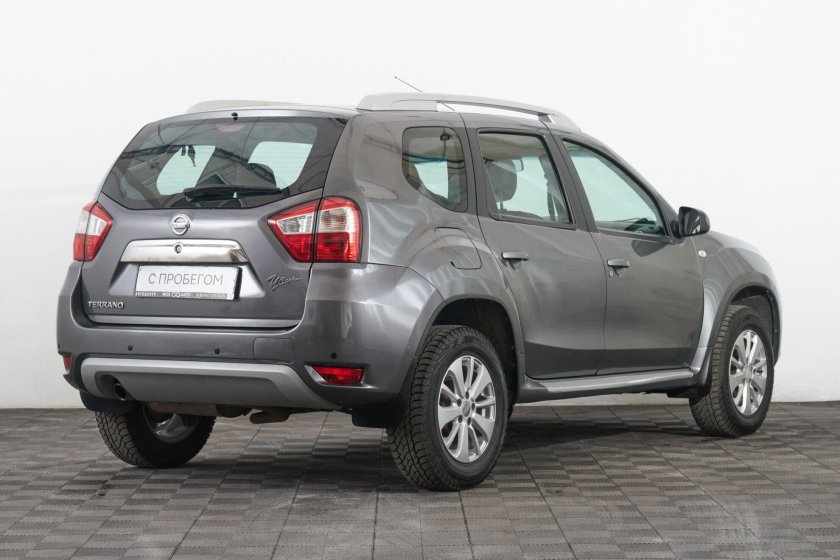 Nissan Terrano 2015
