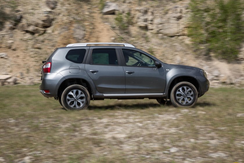 Ниссан Террано 2016