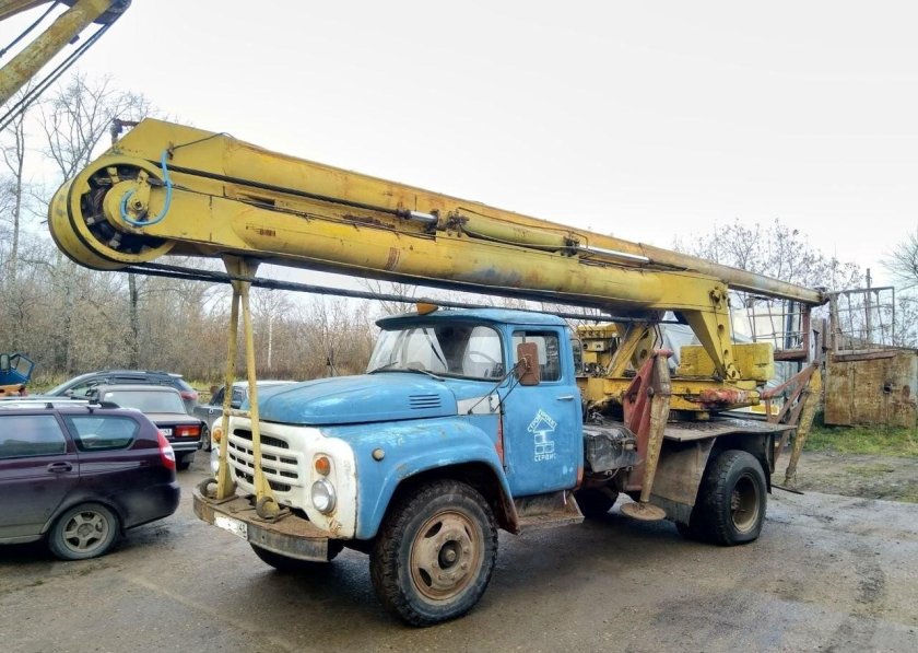 Вышка ЗИЛ 130 АГП 22