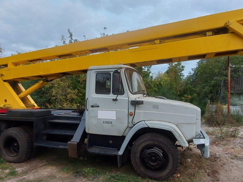 Автогидроподъемник (автовышка) зил 431518