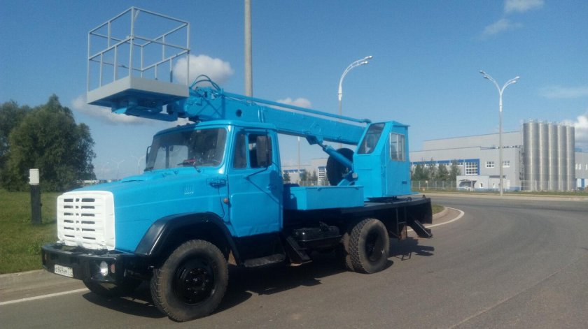 Автовышка ЗИЛ телескоп