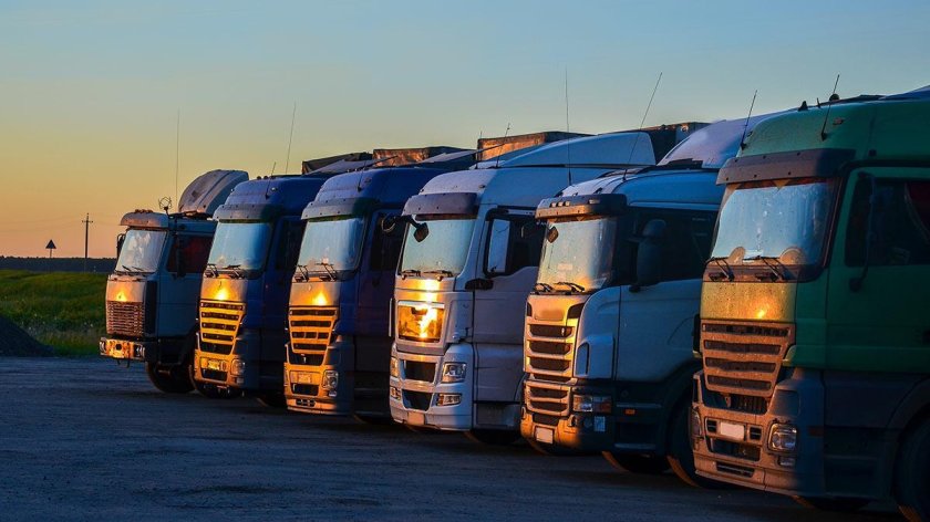 Стоянка грузовиков