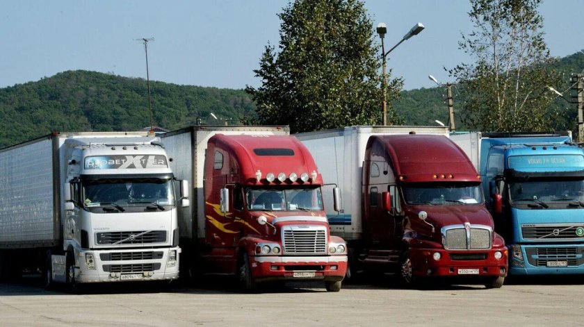 Автопарк грузовиков