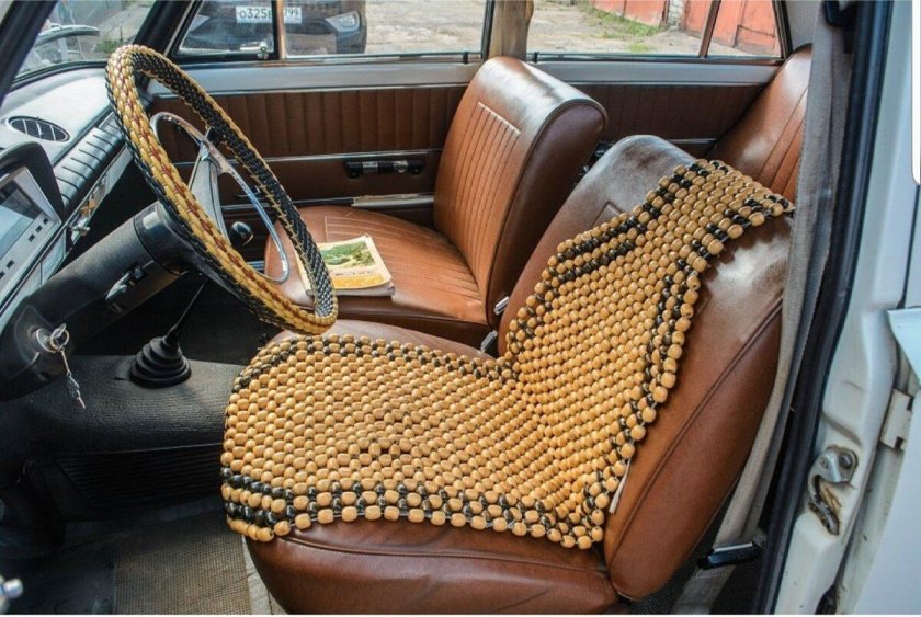 Накидки на сиденья авто