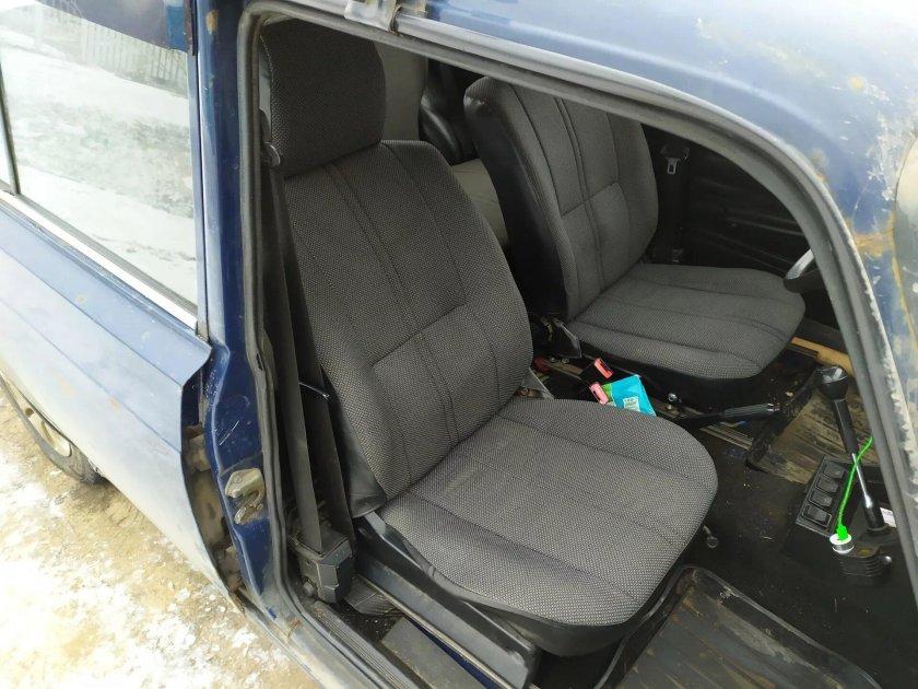 Водительское сиденье на ВАЗ 2104