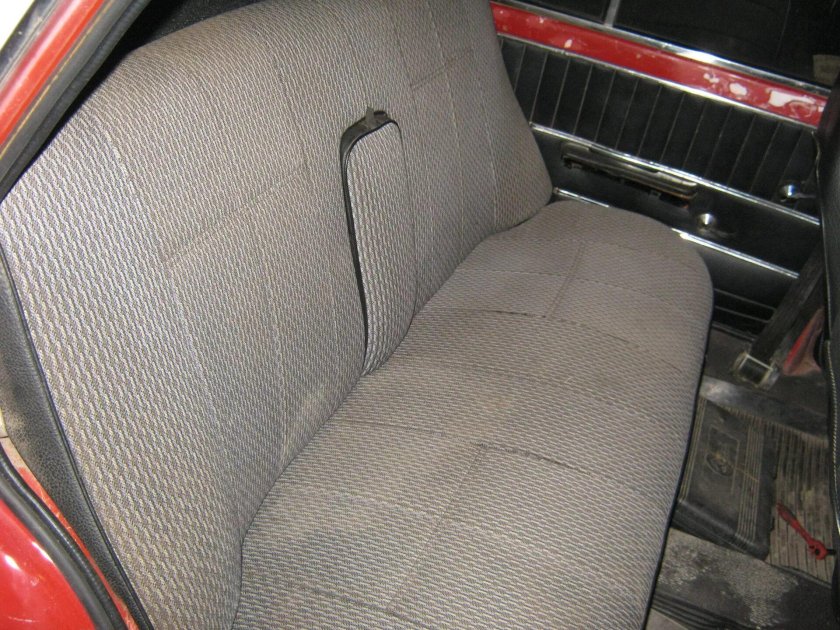 ВАЗ 2107 салон сзади