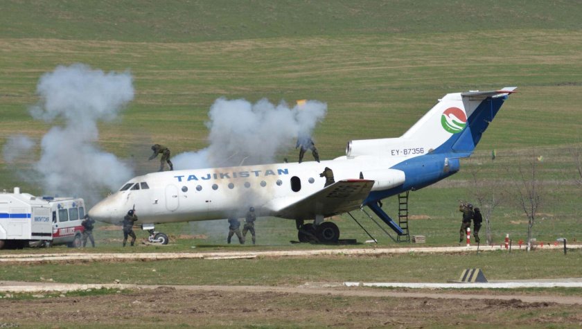 Самолет ВВС Таджикистана