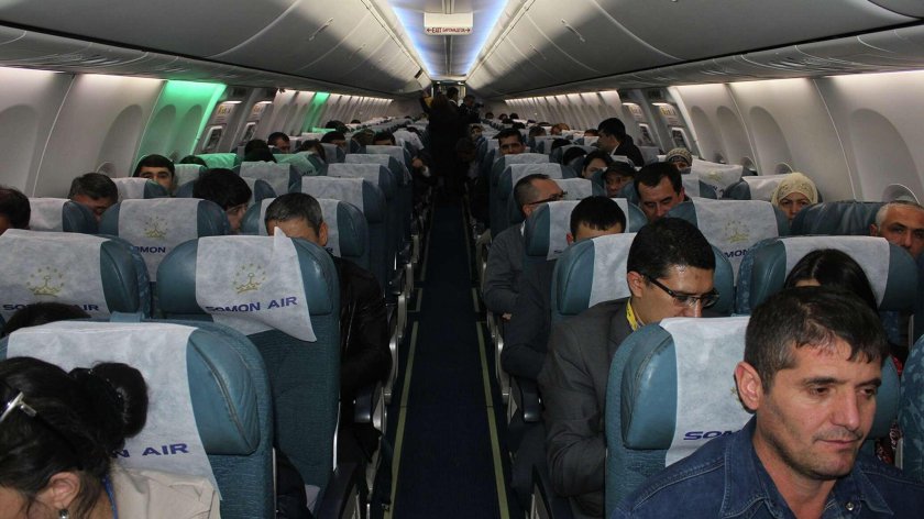 Самолет Таджикистан сомон Эйр