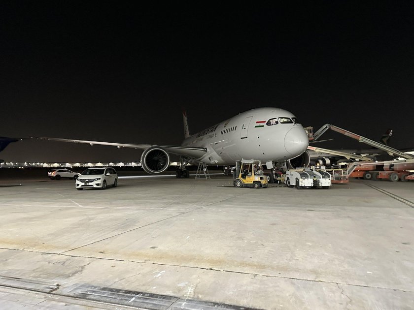 Боинг 787 Таджикистан